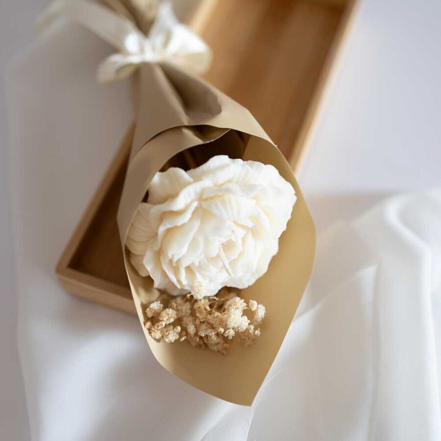 ŚWIECA SOJOWA BUKIET PIWONIA